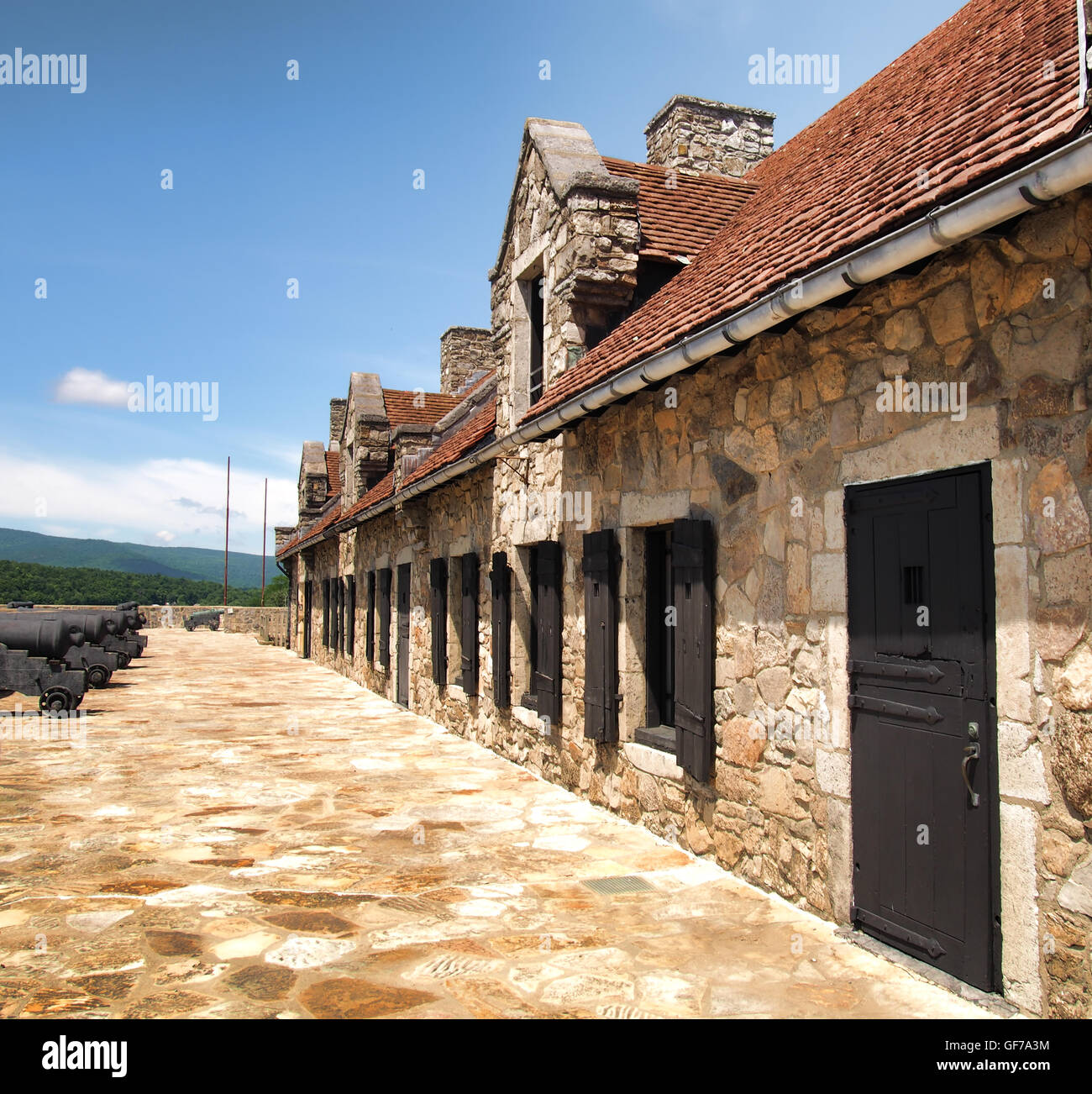 Ticonderoga, New York, USA. 24. Juli 2016. Innen Fort Ticonderoga am Ufer des Lake Champlain im Sommer Stockfoto