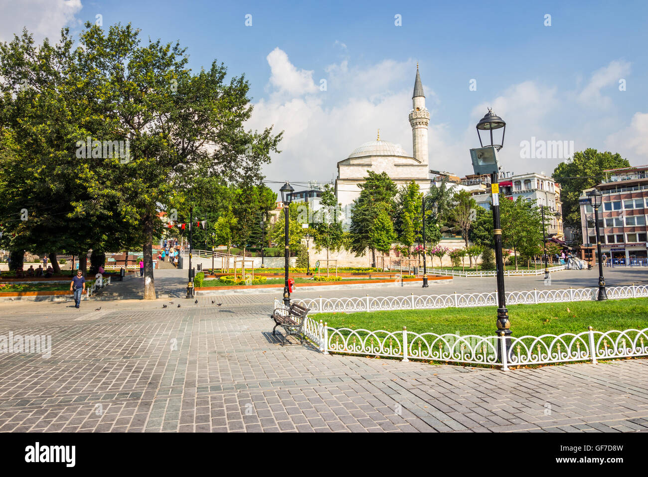 ISTANBUL - AUGUST 18: Sultanahmet-Platz am 18. August 2015 in Istanbul. Sultanahmet-Platz ist historischen Viertel von Istanbul nea Stockfoto