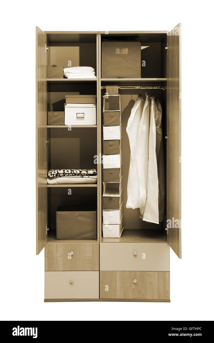 moderne Garderobe mit Kleidung auf einem weißen Hintergrund Stockfoto