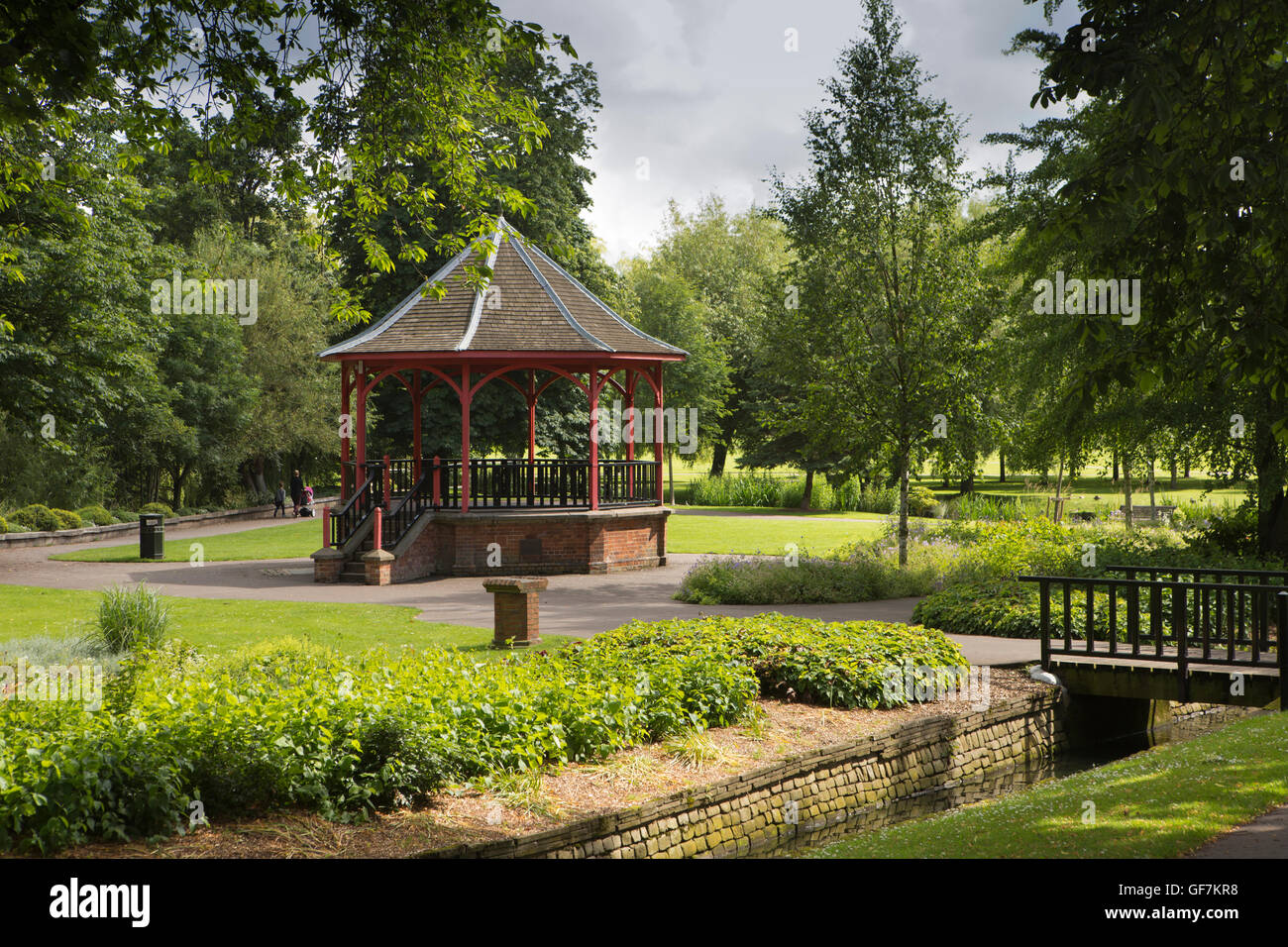 Großbritannien, England, Norfolk, King's Lynn, die Spaziergänge öffentlicher Park, Vancouver Gärten Musikpavillon Stockfoto