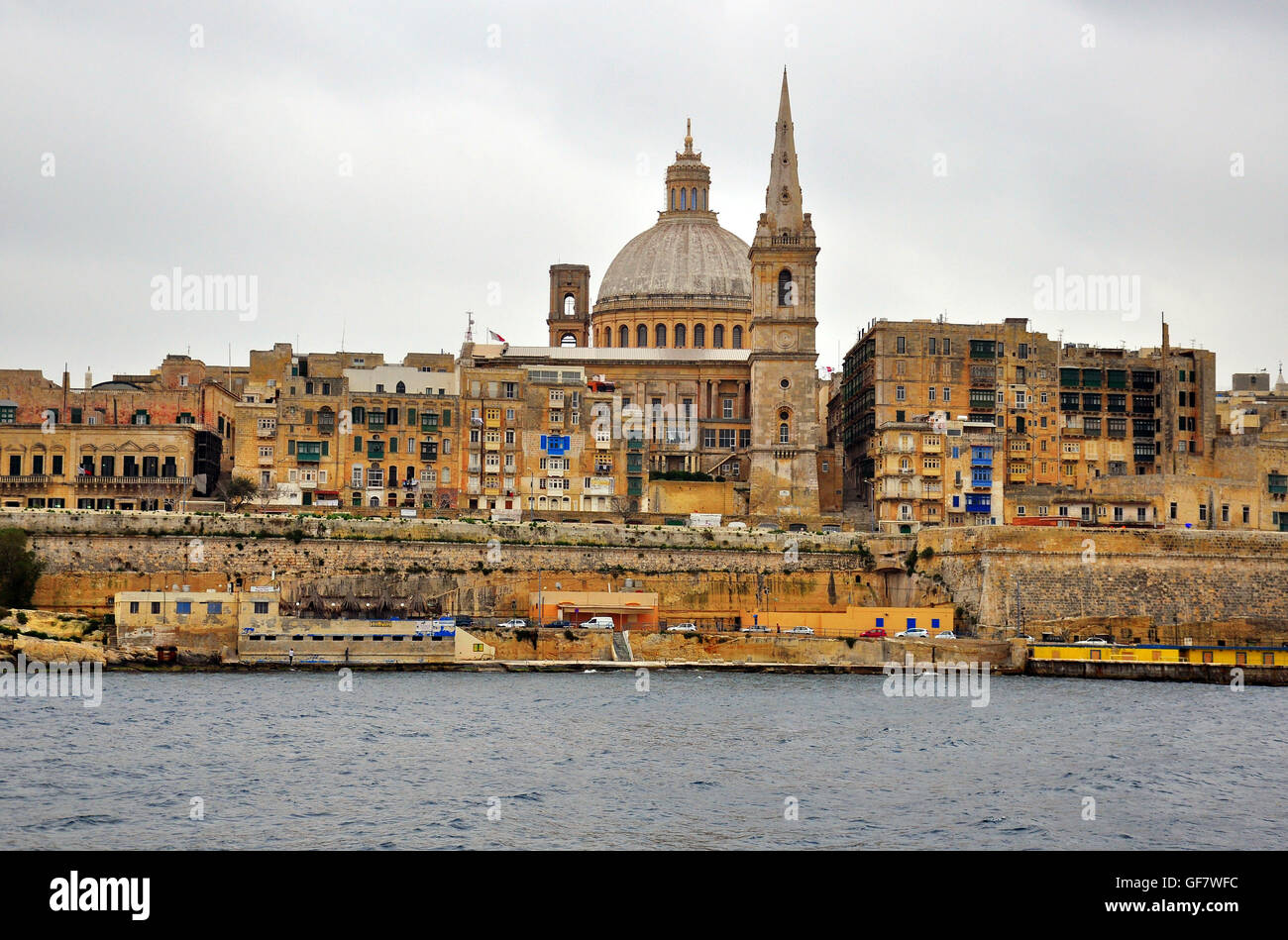 VALLETTA, MALTA - 20 Februar: Panorama von Valletta Stadt am 20. Februar 2014. Valletta ist die Hauptstadt und größte Stadt von Mal Stockfoto