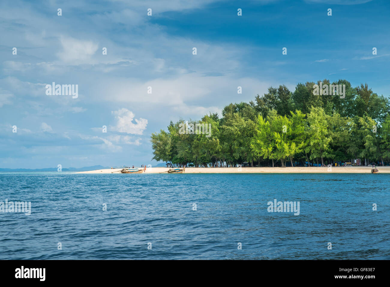 Wunderschöne Aussicht auf Ko Phai oder Bamboo Island, Provinz Krabi, Thailand Stockfoto