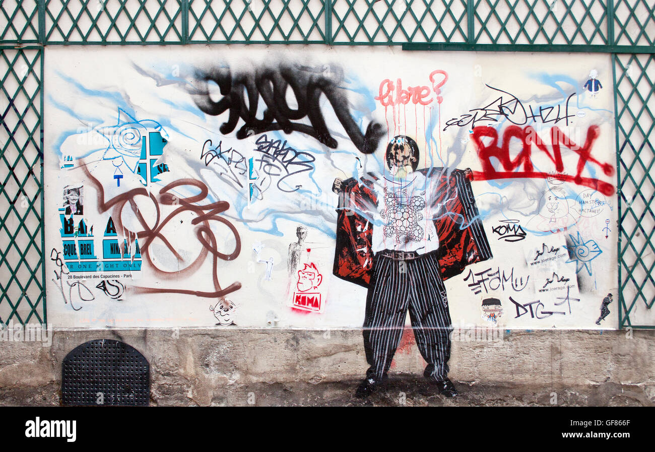 Farbenfrohe Graffiti-Kunst erhellt eine Mauer in Paris, Frankreich, und zeigt urbane Kreativität und die lebendige Straßenkultur der Stadt. Stockfoto