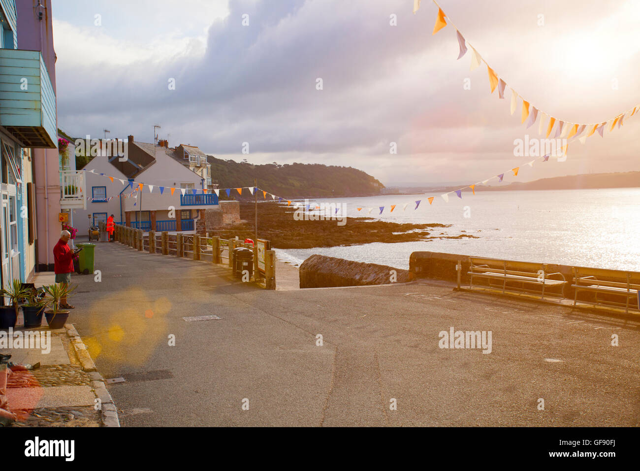 Sonnenaufgang am Küstenort Kingsand in Cornwall, England, Großbritannien Stockfoto