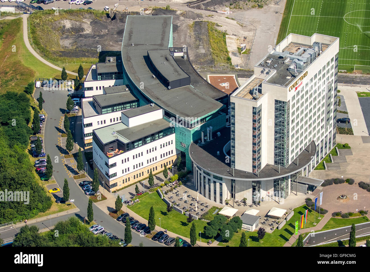 Luftaufnahme, Hotel, Park-Stadion und REHA Courtyard Gelsenkirchen, Gelsenkirchen, Gelsenkirchen-Buer, Ruhrgebiet, Stockfoto