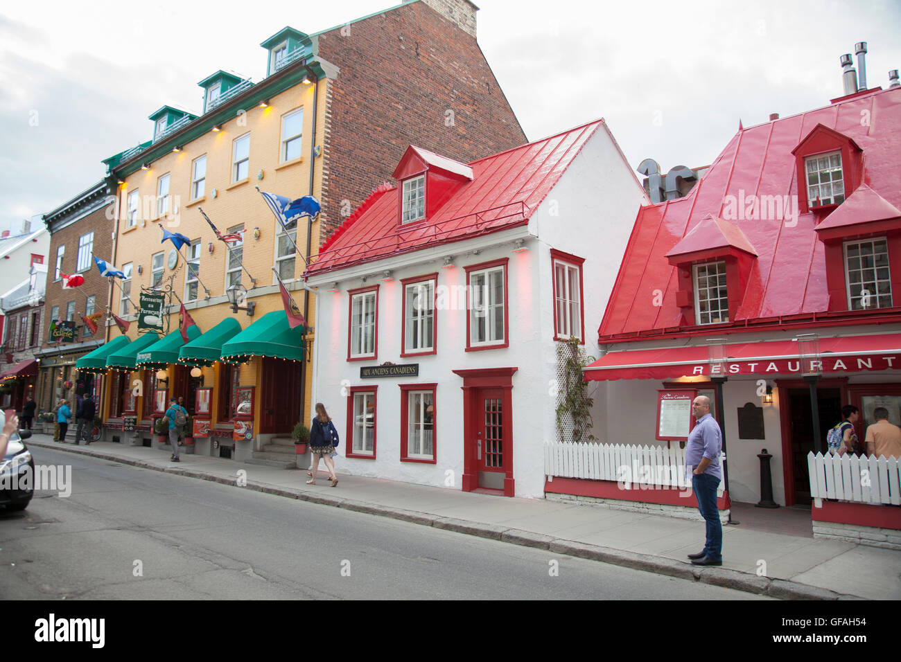 QUEBEC Stadt - 24. Mai 2016: Das älteste Haus in Québec (1675) in einem Restaurant Aux Anciens Canadiens umgewandelt worden. Es f Stockfoto QUEBEC Stadt - 24. Mai 2016: Das älteste Haus in Québec (1675) in einem Restaurant Aux Anciens Canadiens umgewandelt worden. Es f Stockfoto