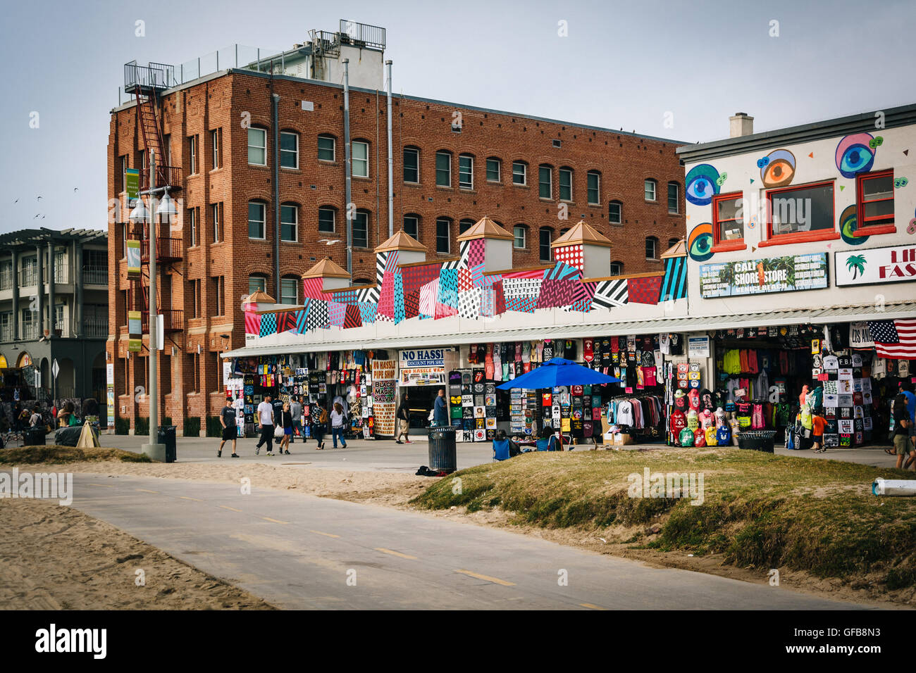 Die Venice Boardwalk in Venice Beach, Los Angeles, Kalifornien. Stockfoto