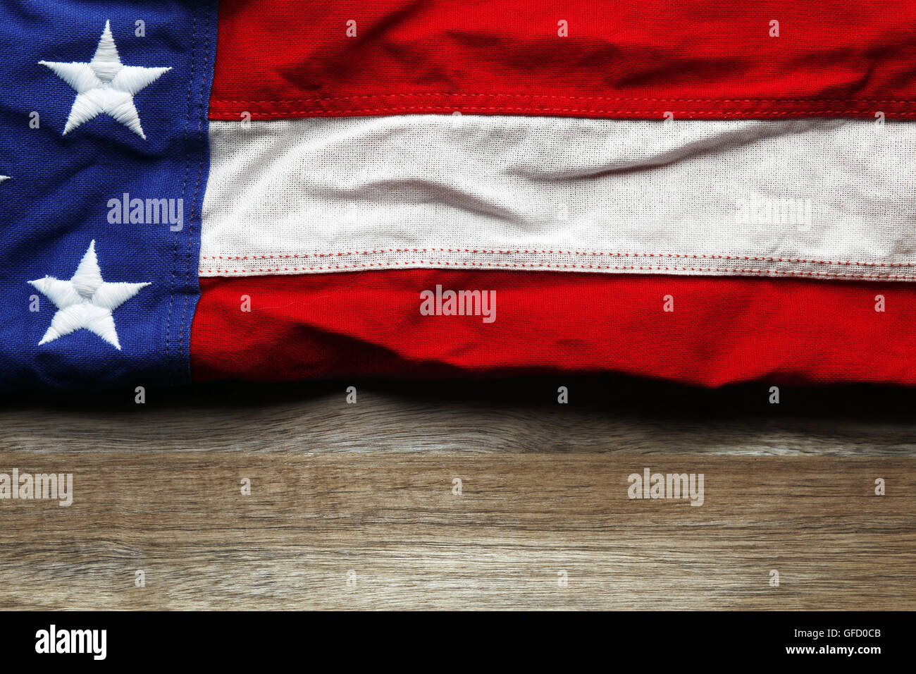USA-Flagge auf hölzernen Hintergrund Stockfoto