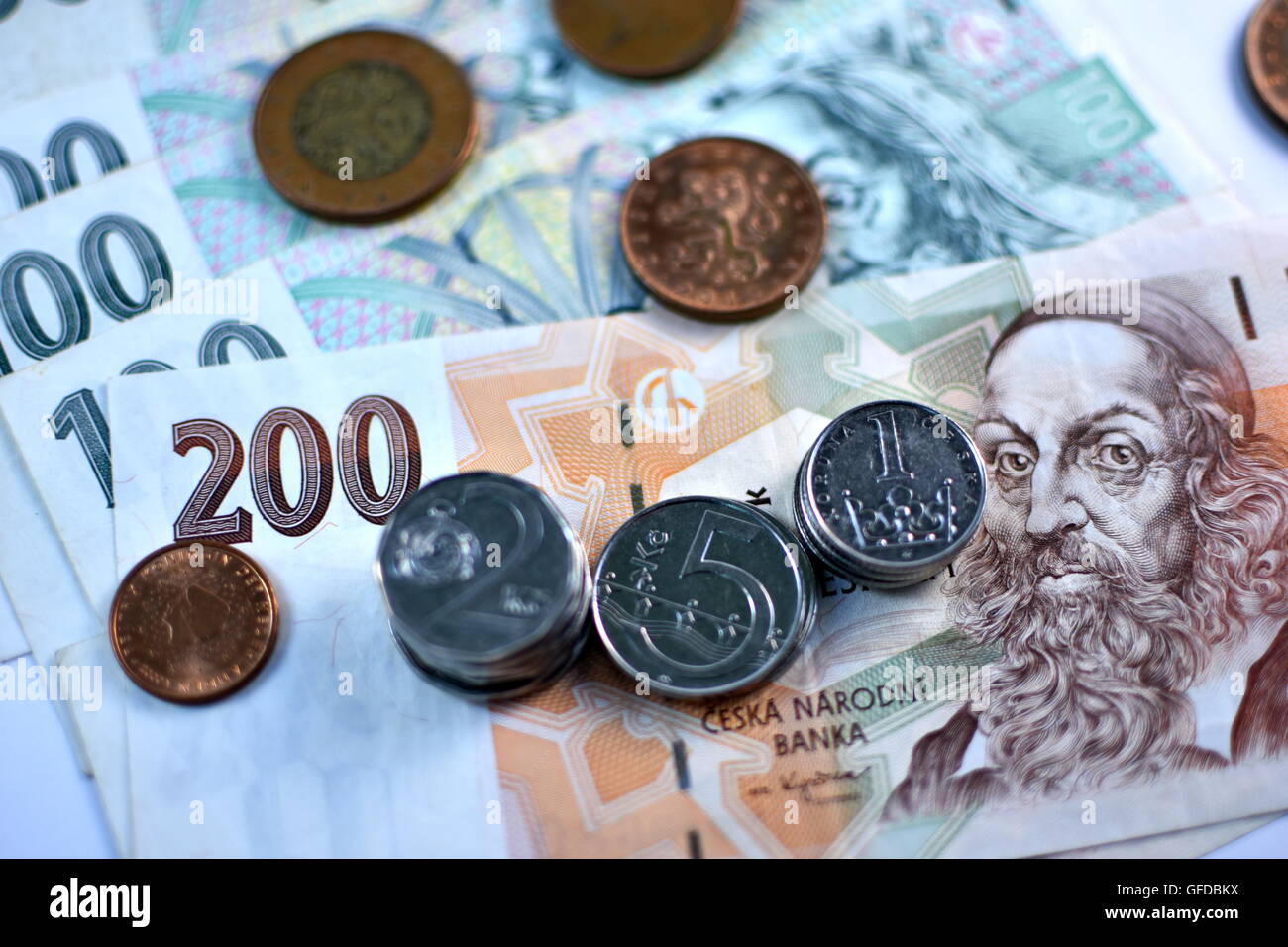 Tschechische banknoten hautnah -Fotos und -Bildmaterial in hoher ...