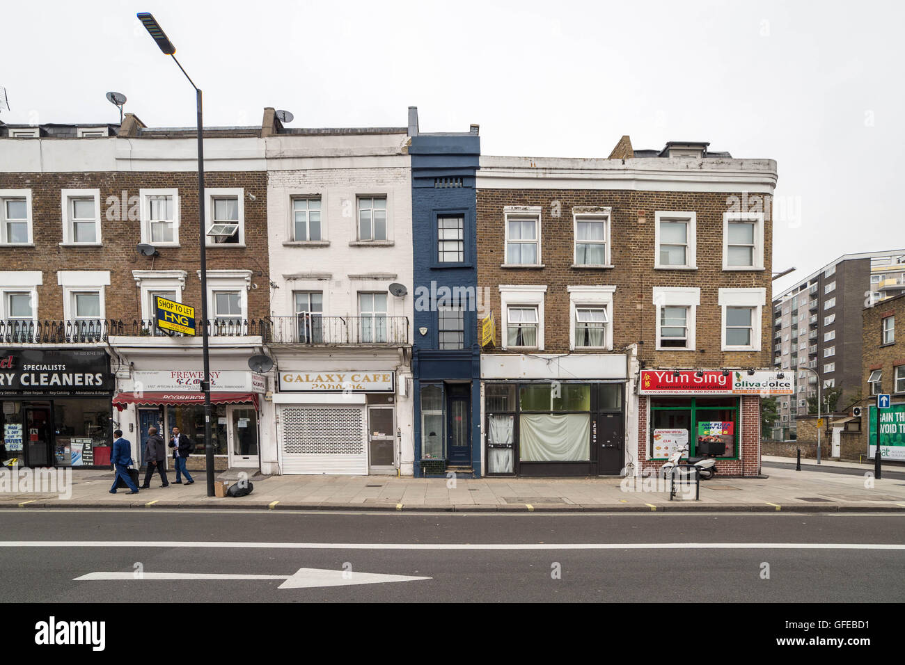 Superschlanke ultrakompakte Immobilie in London holen Datensatz Märkte Preise Stockfoto