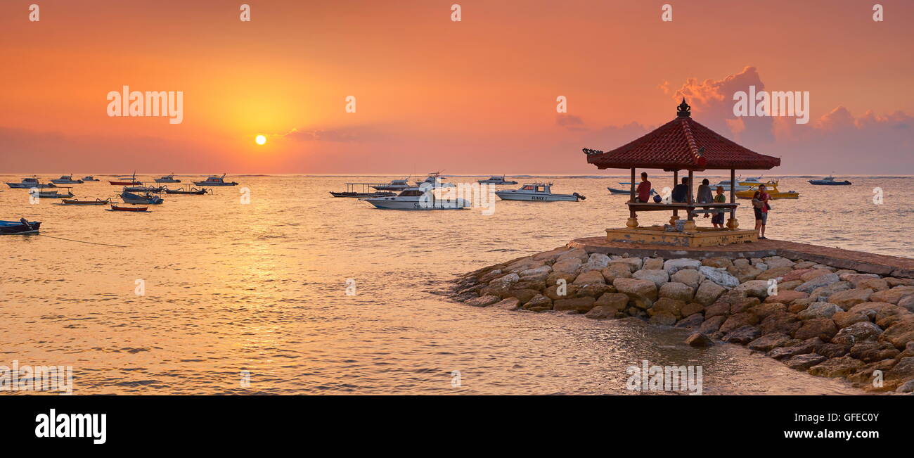 Sanur Beach bei Sonnenaufgang Landschaft, Bali, Indonesien Stockfoto