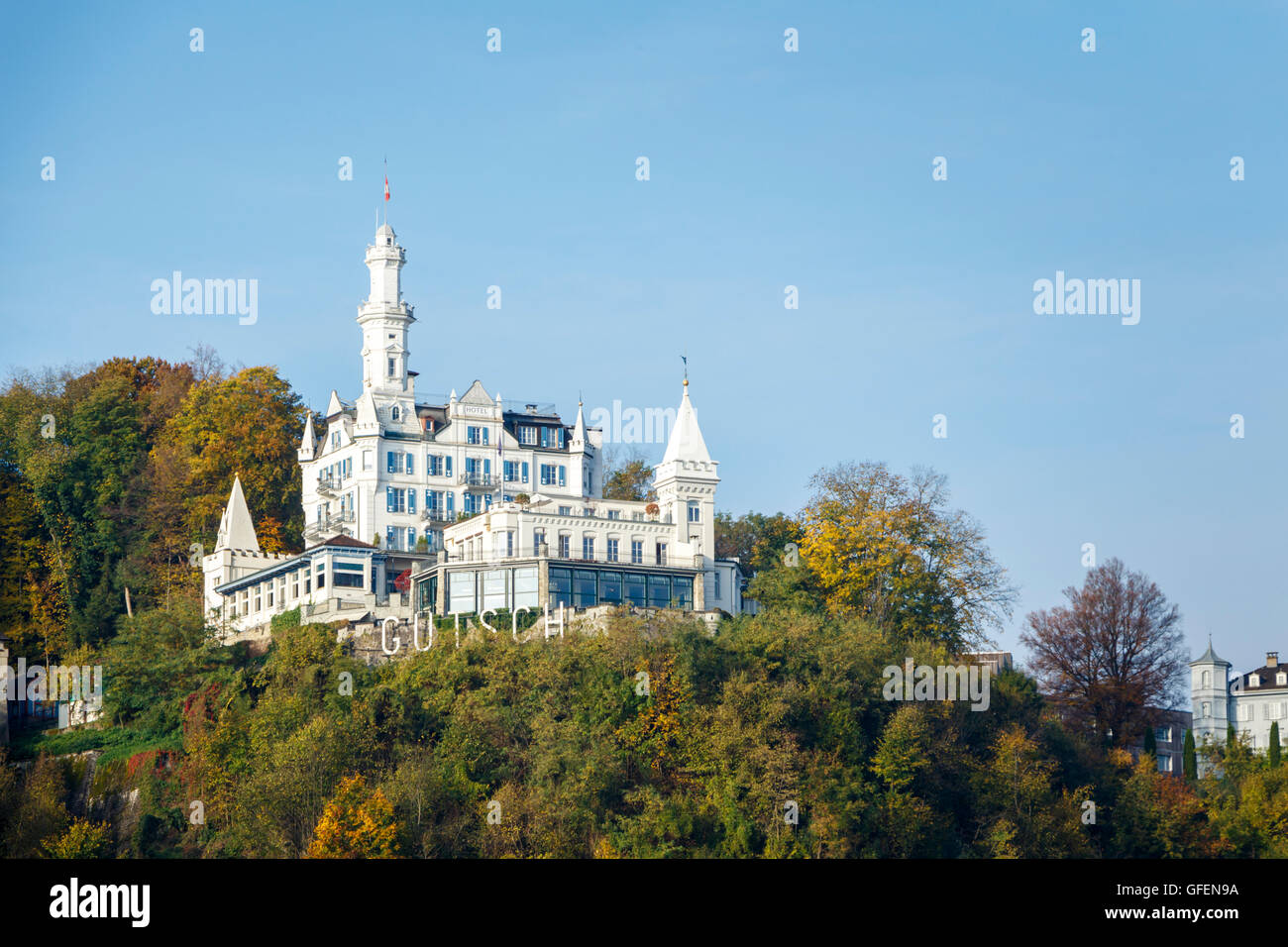 Hotel Chateau Gutsch, ein Hotel mit Blick auf die Stadt Luzern Stockfoto