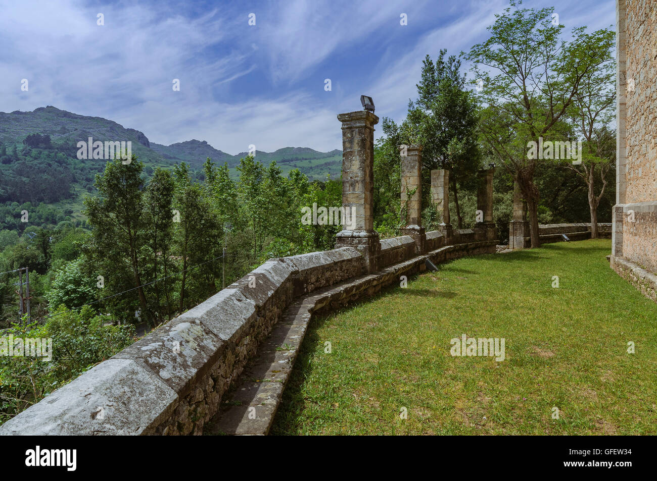 Kirche von Santa María Magdalena, Rucandio, Kantabrien, Spanien, Europa. Stockfoto