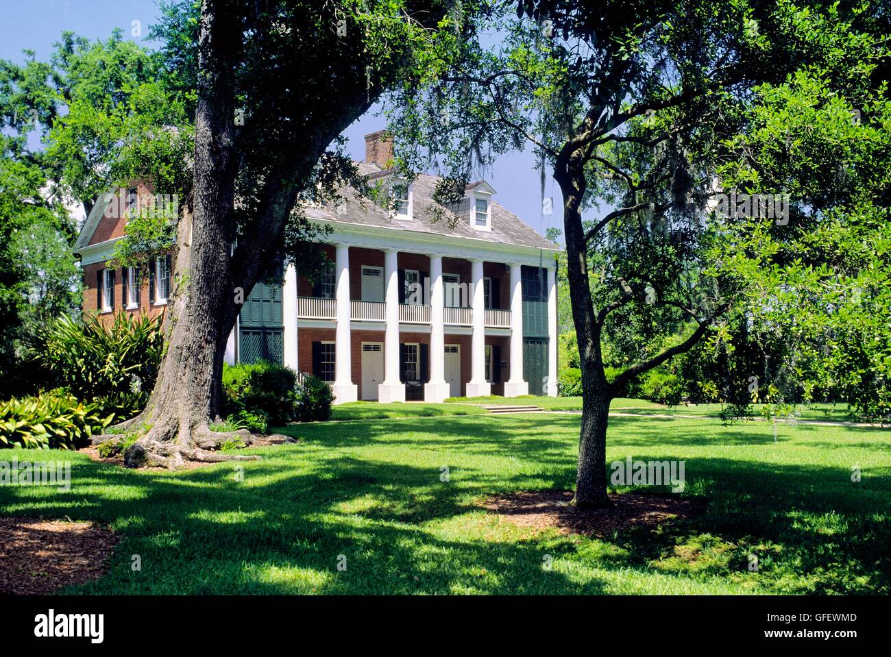 Südstaaten Louisiana Plantation House bekannt als Schatten auf der Teche. Erbaut 1853 in der Stadt von New Orleans, Louisiana, USA Stockfoto