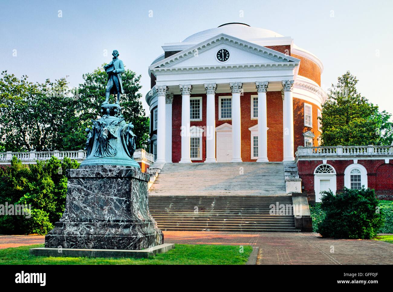 Die University of Virginia in Charlottesville, Virginia, USA. Die Rotunde-Gebäude, entworfen von Thomas Jefferson Stockfoto