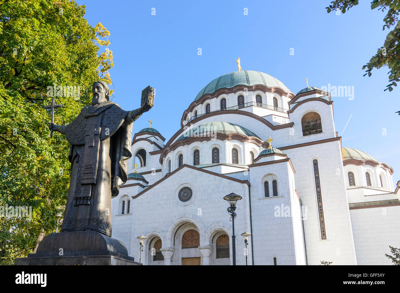 Beograd, Belgrad: Tempel des Heiligen Sava (Kathedrale des Heiligen Sava) mit der Statue des Heiligen. Sava, Serbien, Stockfoto