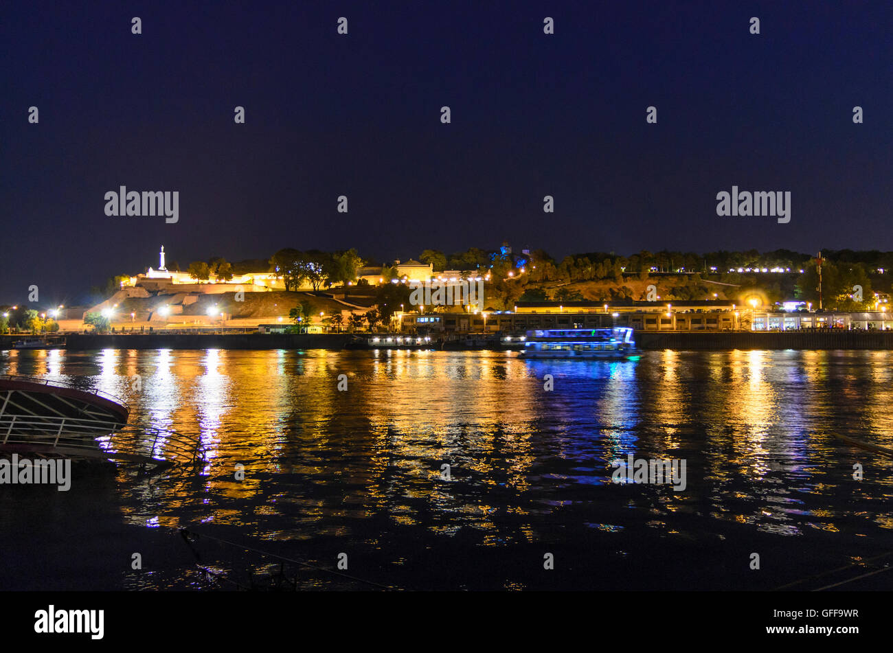 Beograd, Belgrad: Sparen mit undichten Hit Schiff, Ausflugsschiff, Festung Kalemegdan, Serbien, Stockfoto
