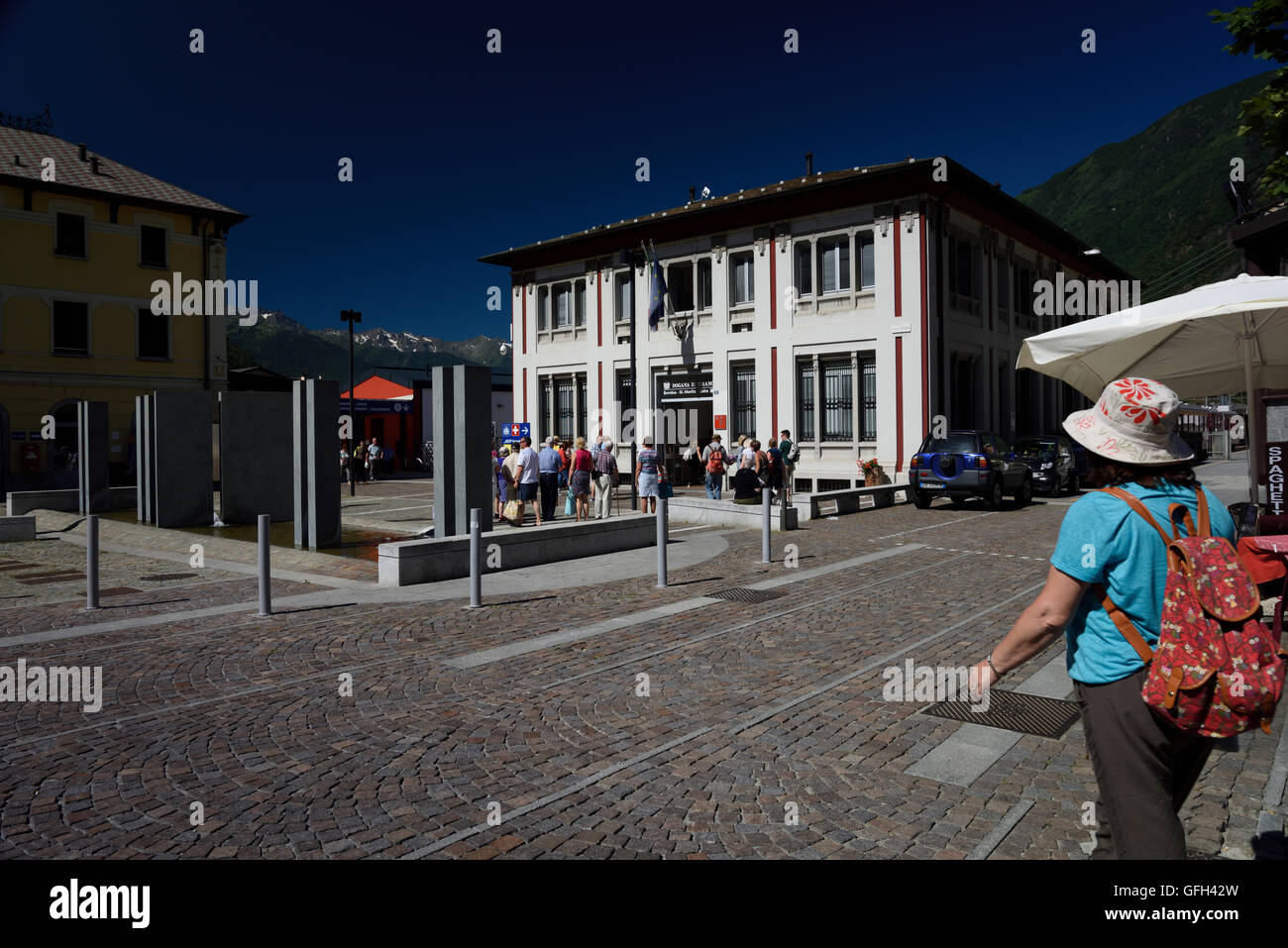Tirano Stadtzentrum mit Sightseeing Parteien Stockfoto