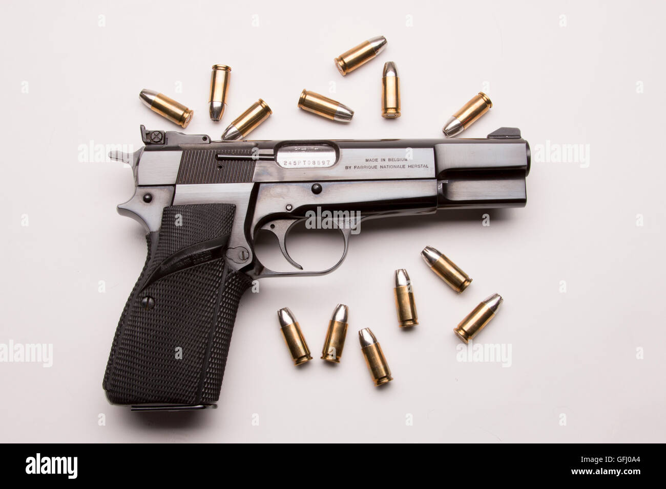 Browning Hi-Power 9mm Pistole Stockfoto