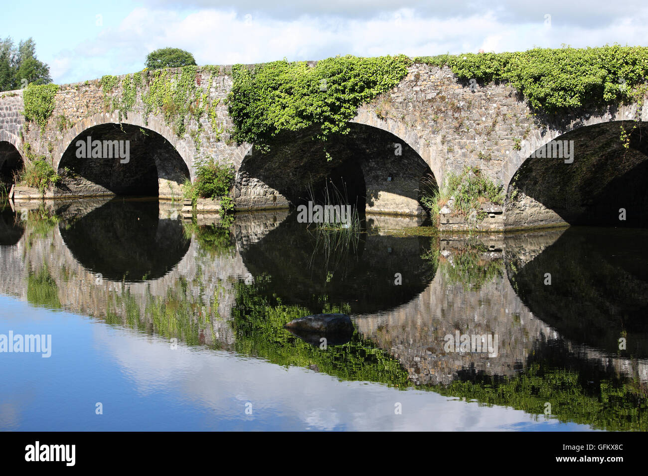 Brücke über Kings River in Kells, Grafschaft Kilkenny Irland Stockfoto