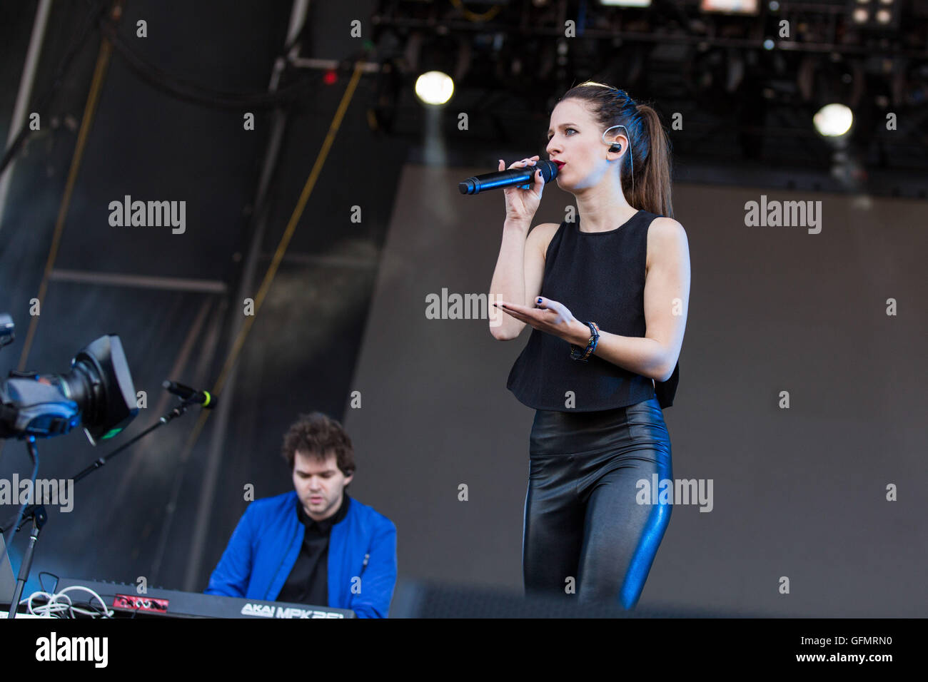 Chicago, Illinois, USA. 31. Juli 2016. JEREMY LLOYD und SAMANTHA GONGOL von Marian Hill durchführen live beim Lollapalooza Festival im Grant Park in Chicago, Illinois Credit: Daniel DeSlover/ZUMA Draht/Alamy Live News Stockfoto