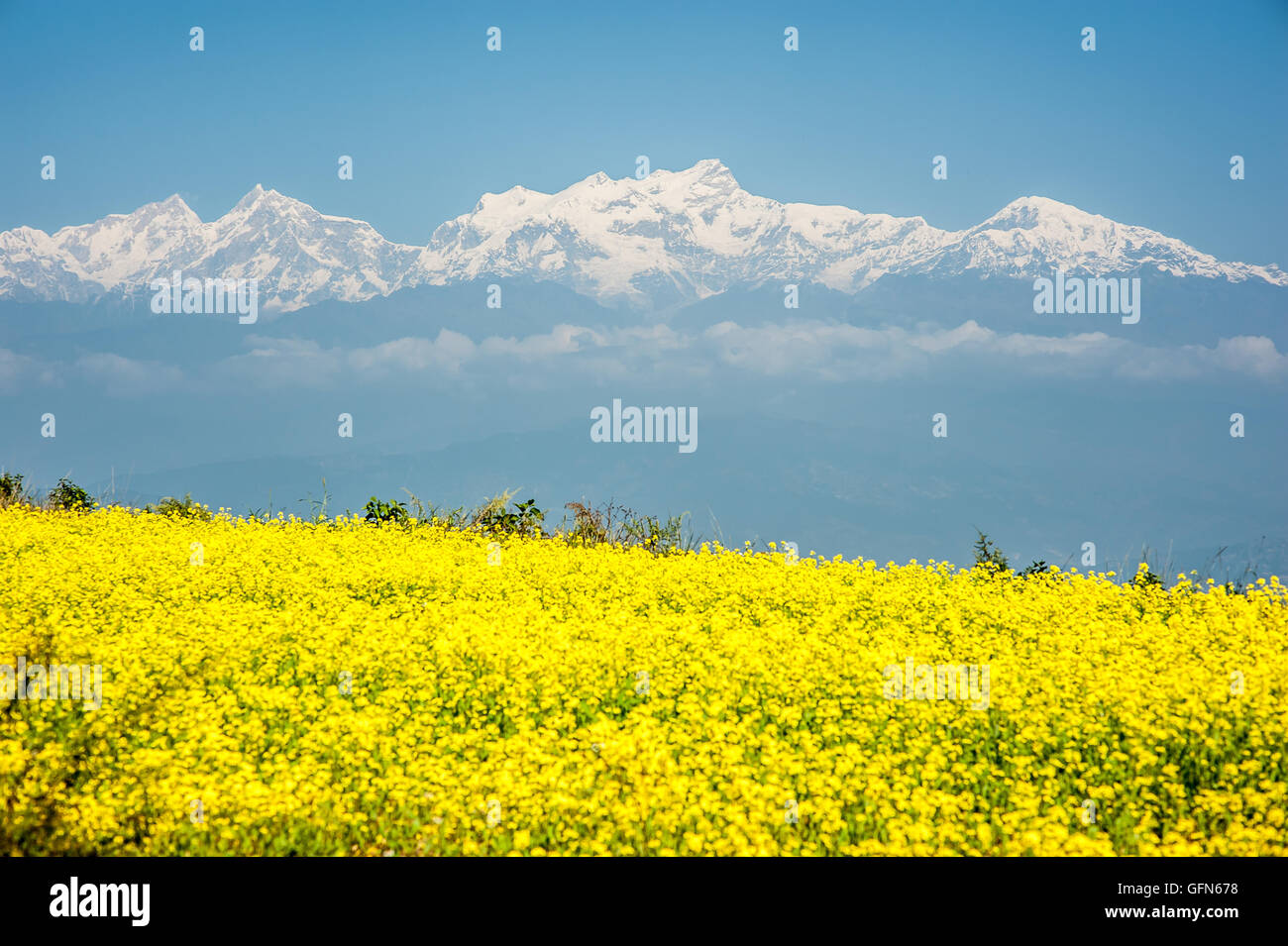 Blick auf die Skyline der Himalaya von Bandipur Stockfoto