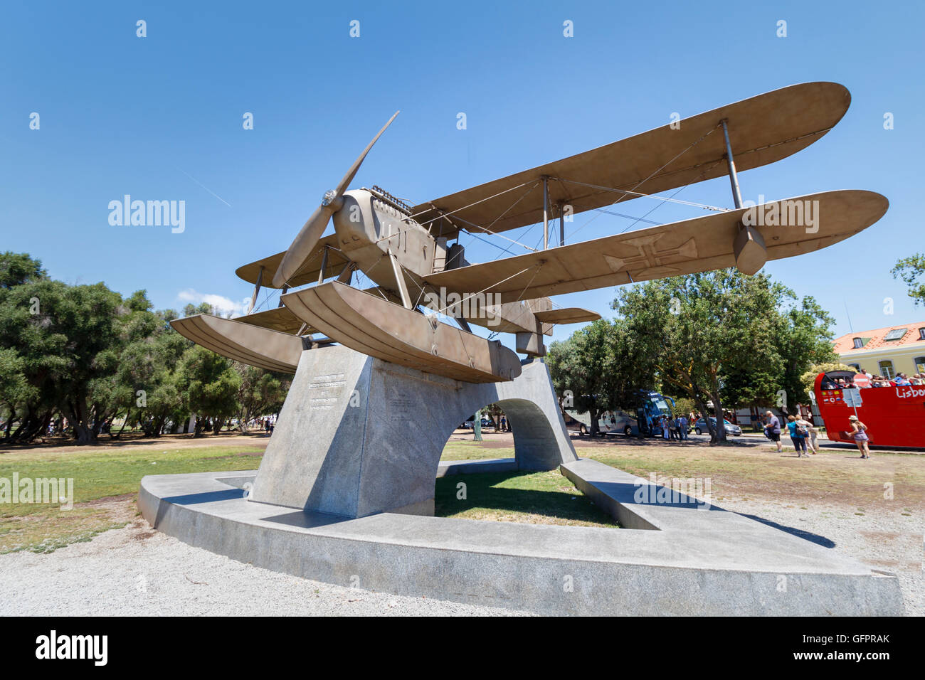 Dieses Wasserflugzeug-Denkmal in Belem markiert die erste Antenne Überquerung des Südatlantiks und ist eine exakte Nachbildung der Fairey seap Stockfoto