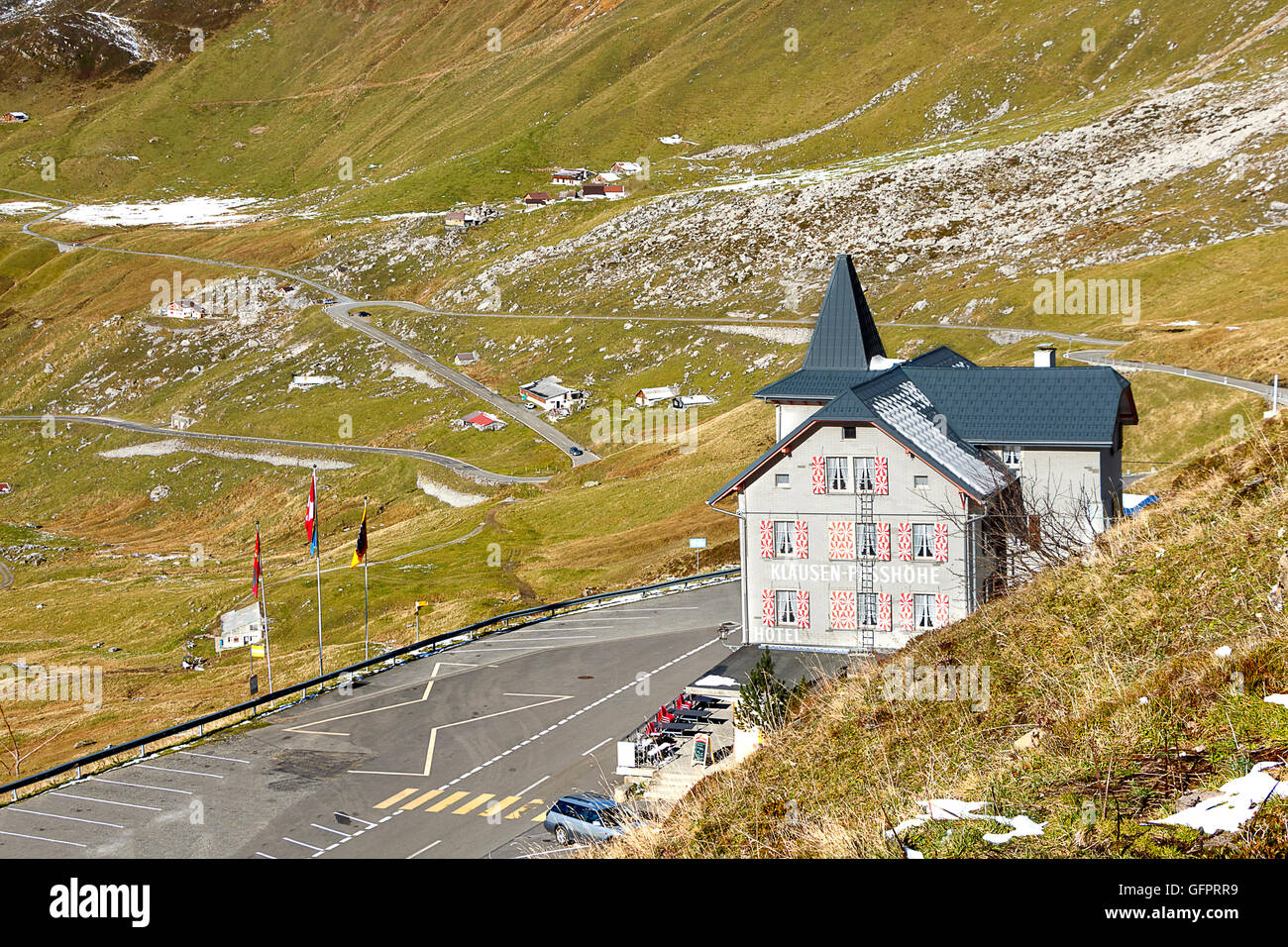 Eine authentische, entfernte Hotel auf dem Klausenpass in der Schweiz. Stockfoto
