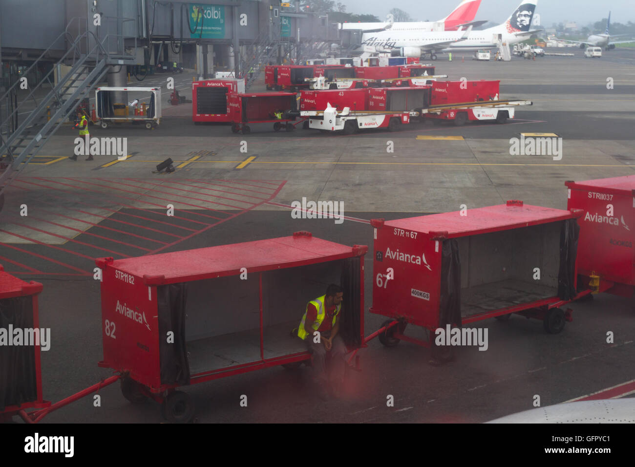 Costa Rica - Mai 09: Blick auf die Funktionsweise an einem regnerischen Tag der internationalen SJO Flughafen, Costa Rica. 9. Mai 2016 San Jose, Sa Stockfoto