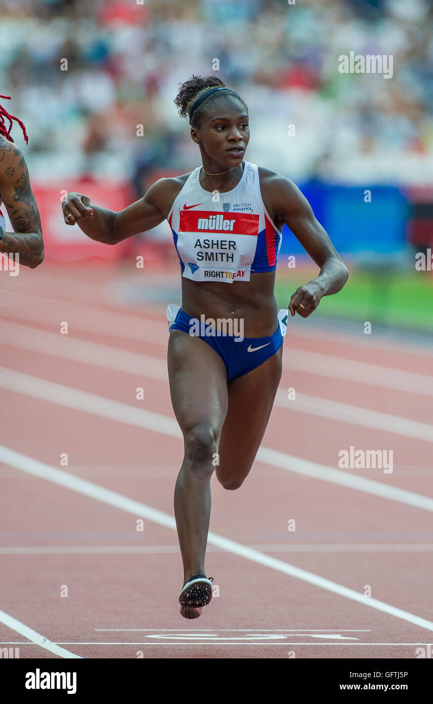 LONDON, ENGLAND - 22 Juli: Dina Asher-Smith Frauen 100 m Tag zwei der Muller Jubiläumsspiele im Stadion - Königin Elizabet Stockfoto