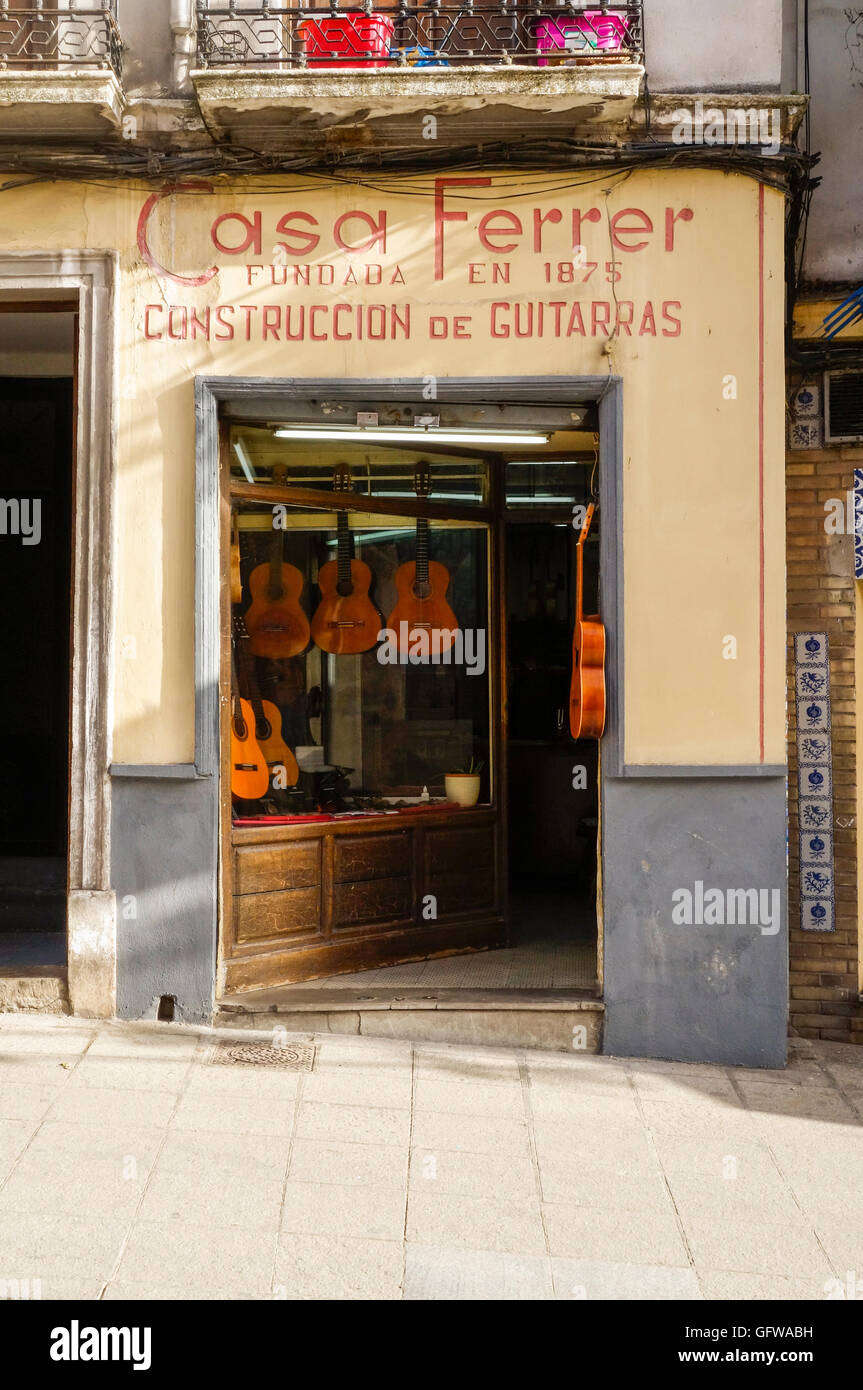 Gitarre Shop, Casa Ferrer, Gitarrenbauer, Guitar Bau, klassische. Granada, Spanien. Stockfoto
