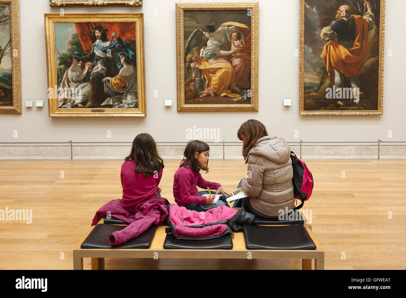 Kinder Kunst Galerie, eine Mutter und ihre zwei Töchter Ansicht aus dem 17. Jahrhundert Kunst Gemälde im Louvre in Paris, Frankreich. Stockfoto