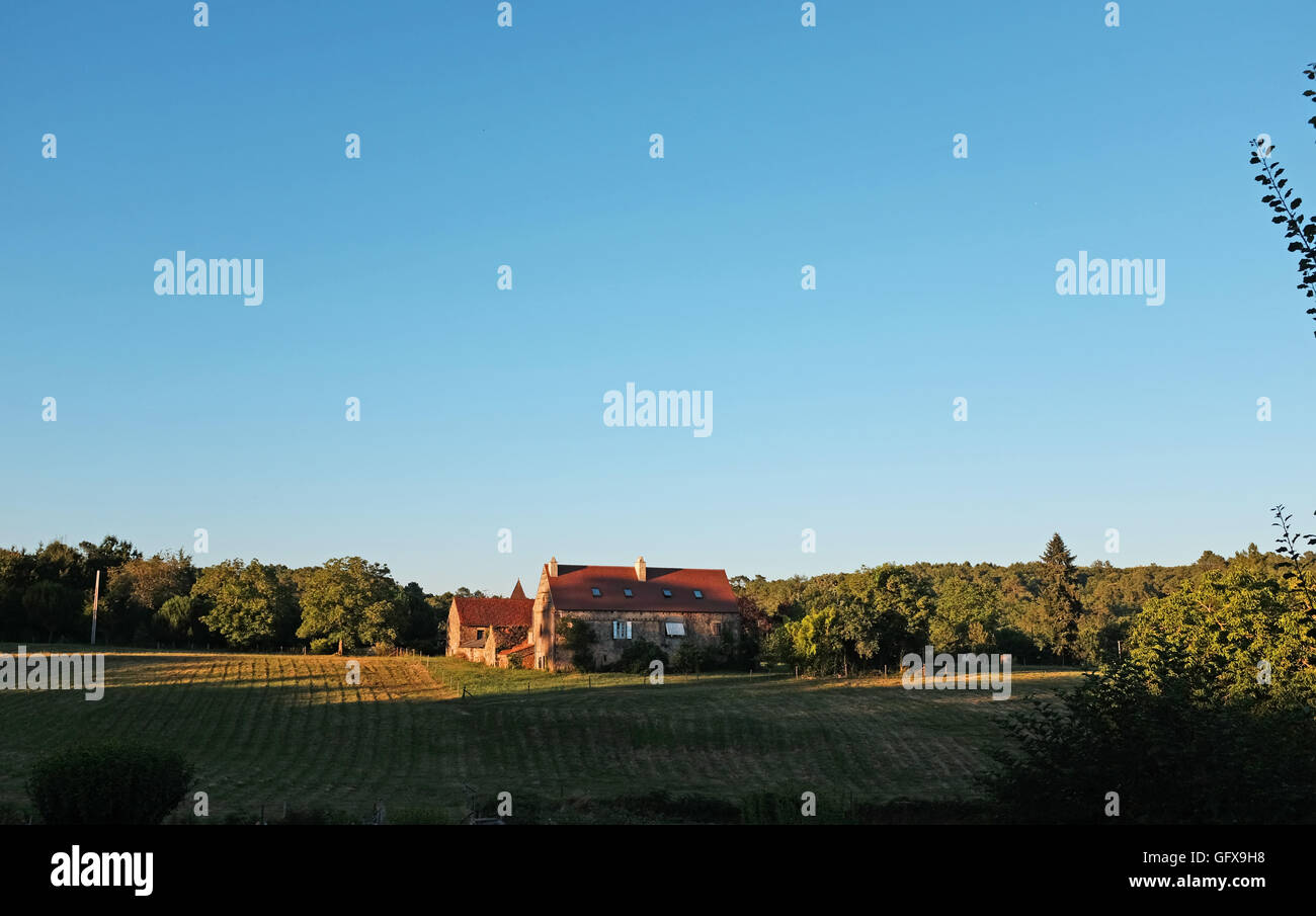 Altes Bauernhaus in ein Haus in Lot Region von Frankreich Europa umgewandelt Stockfoto