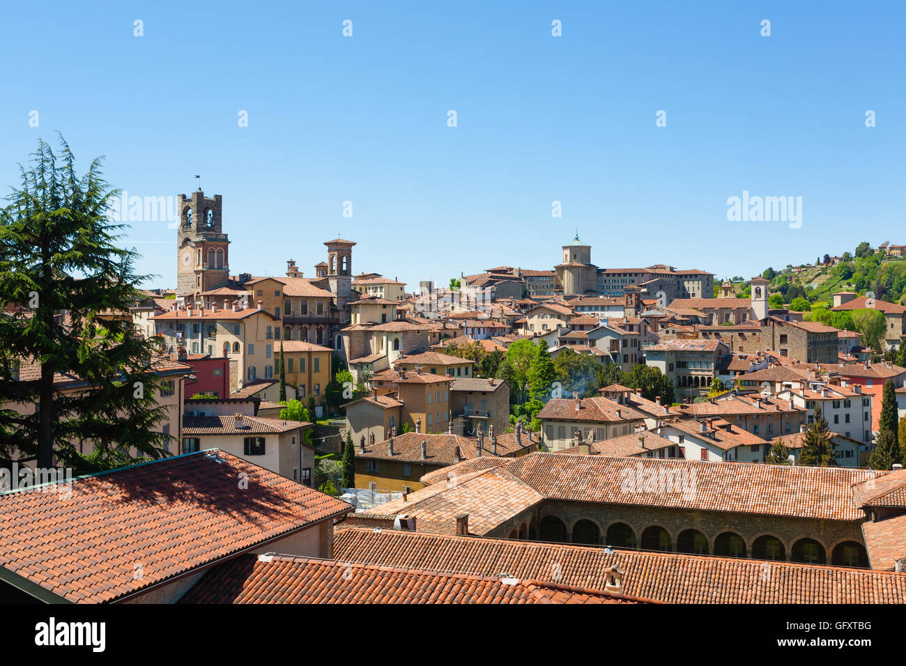 Blick auf die Oberstadt "Bergamo", italienischen mittelalterlichen Stadt. Panorama aus Italien Stockfoto