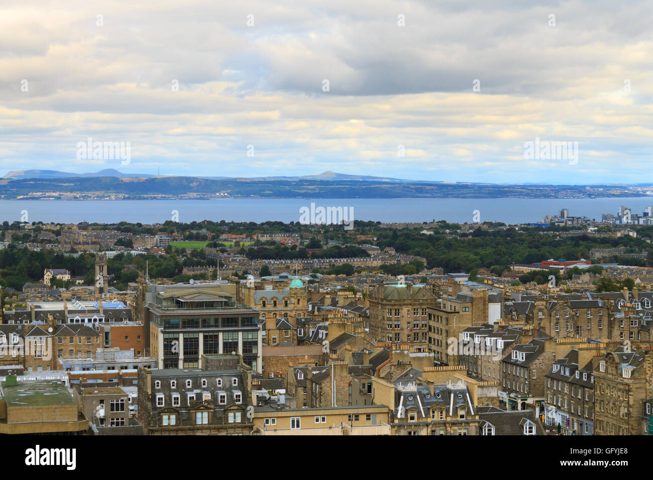 Edinburgh Stadtpanorama von Burg. Europäische Reiseziele Stockfoto