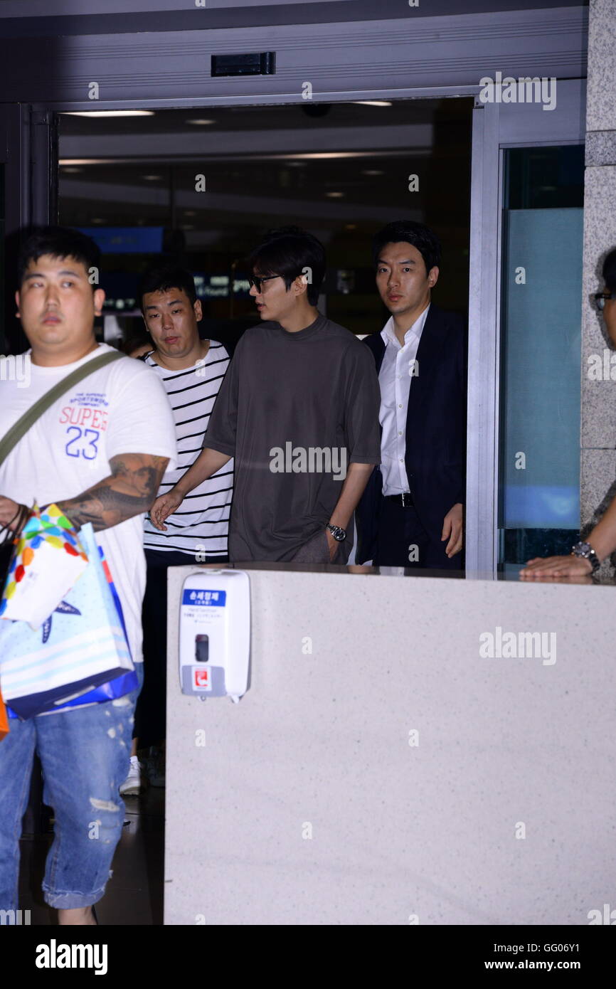 Seoul, Korea. 2. August 2016. Lee MinHo, kommen zweimal und BTS zurück nach Korea nach KCON 2016 LA in Seoul, Korea am 2. August 2016 durchgeführt. (China und Korea Rechte heraus) © TopPhoto/Alamy Live-Nachrichten Stockfoto