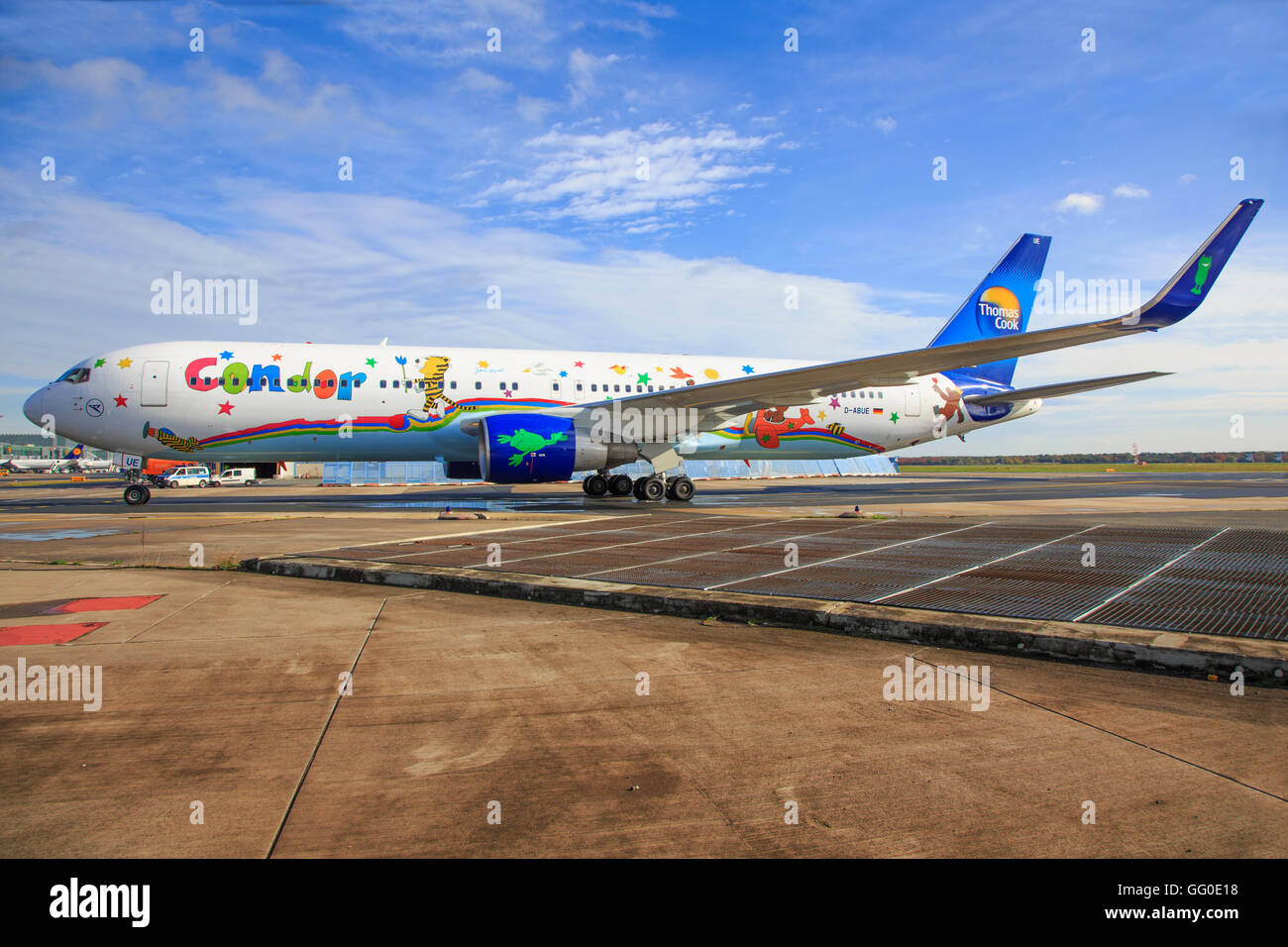 Frankfurt am Main 4. Juli 2012: Boeing 767 von Condor Frankfurt Flughafen. Stockfoto