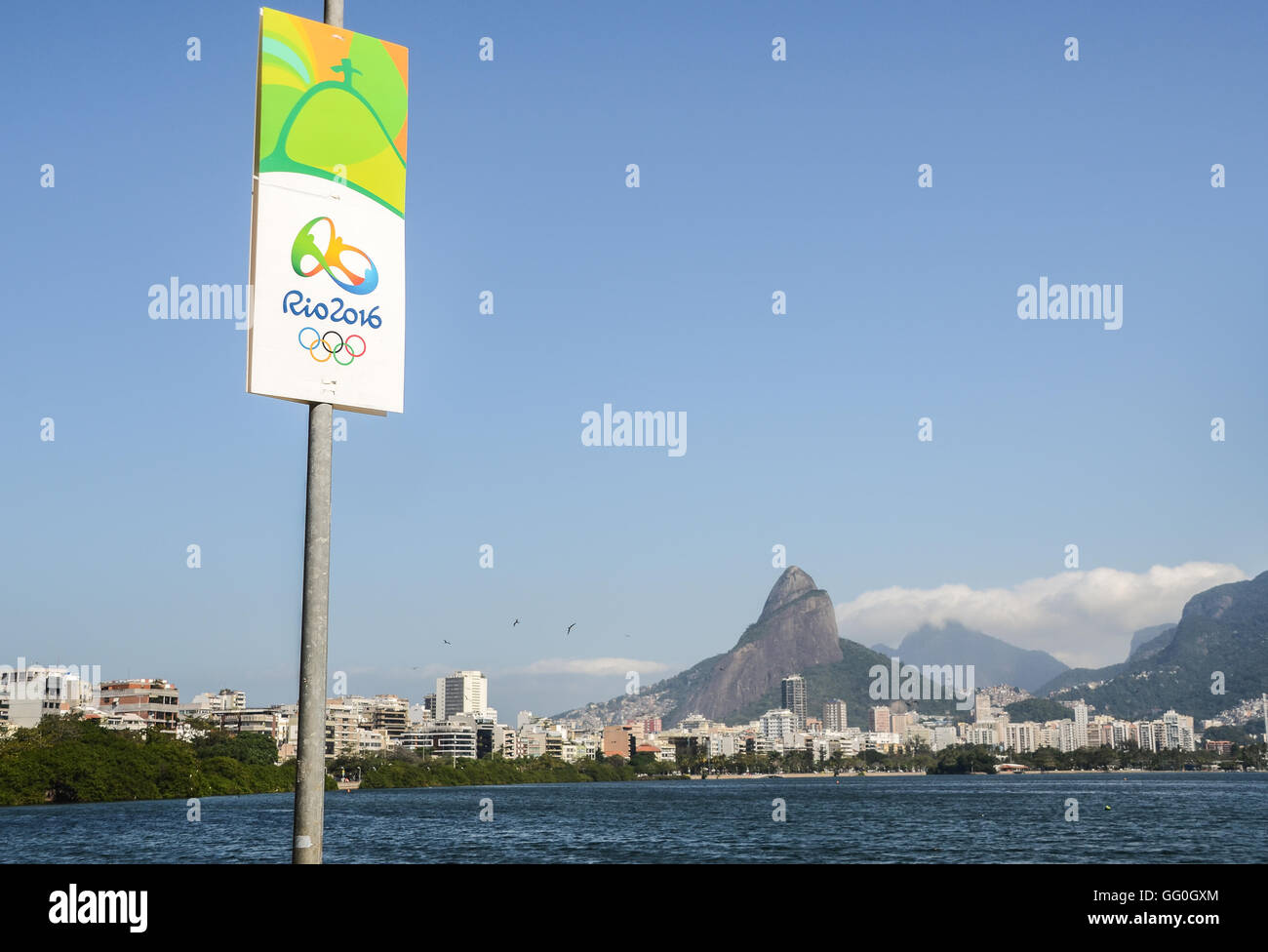Rio De Janeiro, Brasilien ist Gastgeber für die Olympischen Sommerspiele im August 2016. Aufgenommen am Lagoa Rodrigo de Freitas Stockfoto