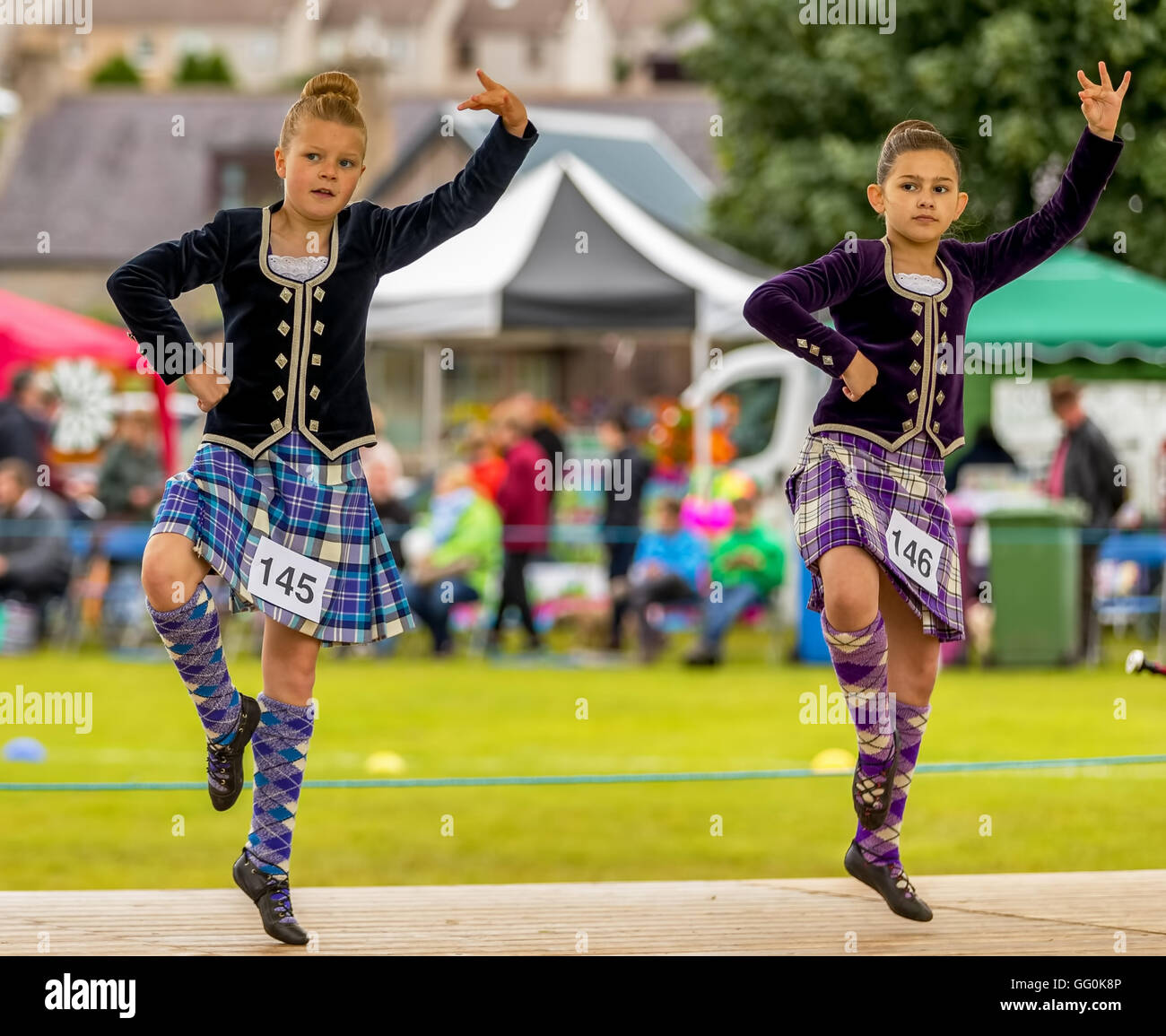 Dufftown, Moray, Schottland, Großbritannien. 30. Juli 2016. Dies ist Scottish Highland dancing in Dufftown Highland Games. Stockfoto