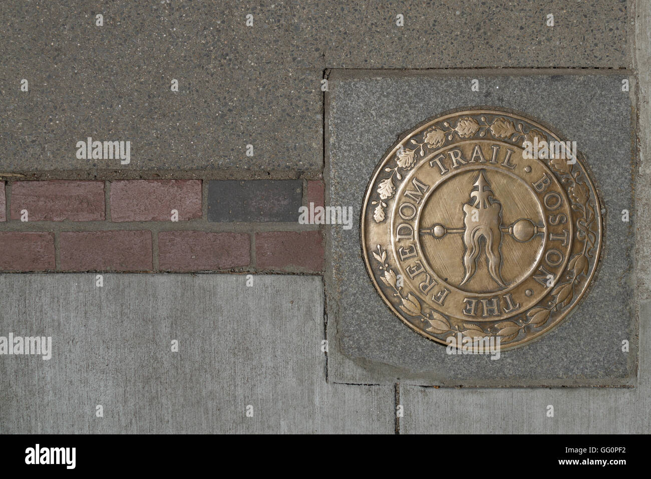 Ein Foto, ein Zeichen für den Freedom Trail in Boston, Massachusetts, USA. Der Freedom Trail ist eine Sehenswürdigkeit in Boston. Stockfoto