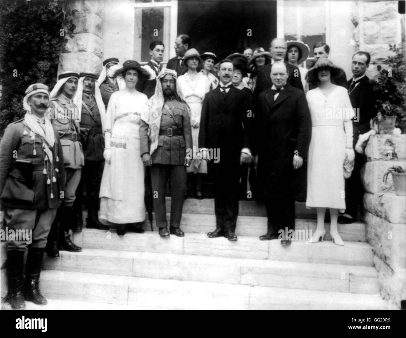 Palästina-Konferenz von 1921 mit Emir Abdullah, Sir Herbert Samuel und Winston Churchill, Jerusalem 1921 Palästina Besiedlung Stockfoto
