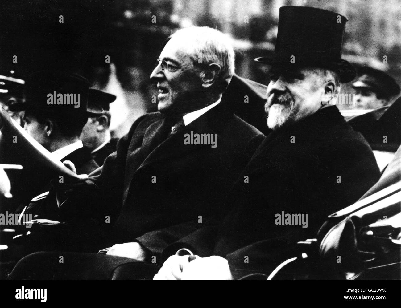 Ersten Weltkrieg Raymond Poincaré mit Thomas Woodrow Wilson während eines Besuchs in Paris. Décembre 1918 Stockfoto