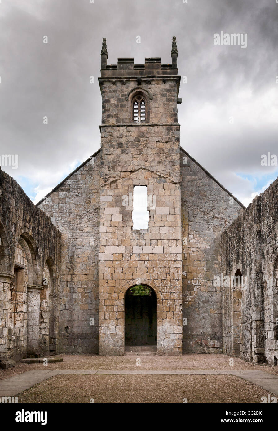 Ruine der Pfarrkirche St. Martin, North Yorkshire, UK. Stockfoto