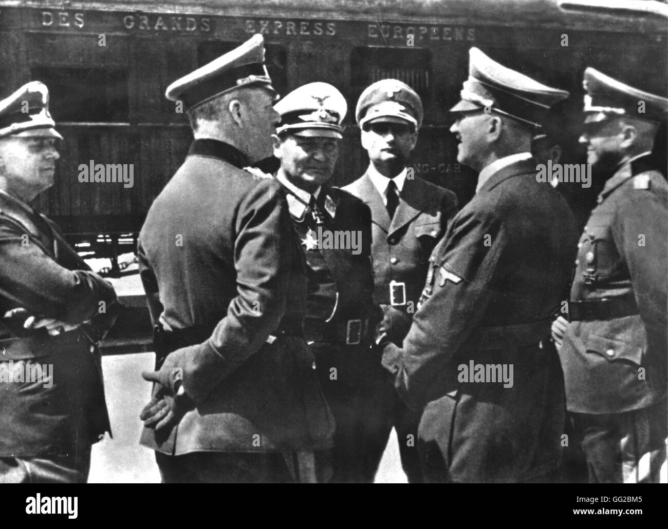 Hitlers Besuch im besetzten Paris. Im Mittelpunkt: Göring, Rudolf Heß und Adolf Hitler 1940 Frankreich - Krieg Stockfoto