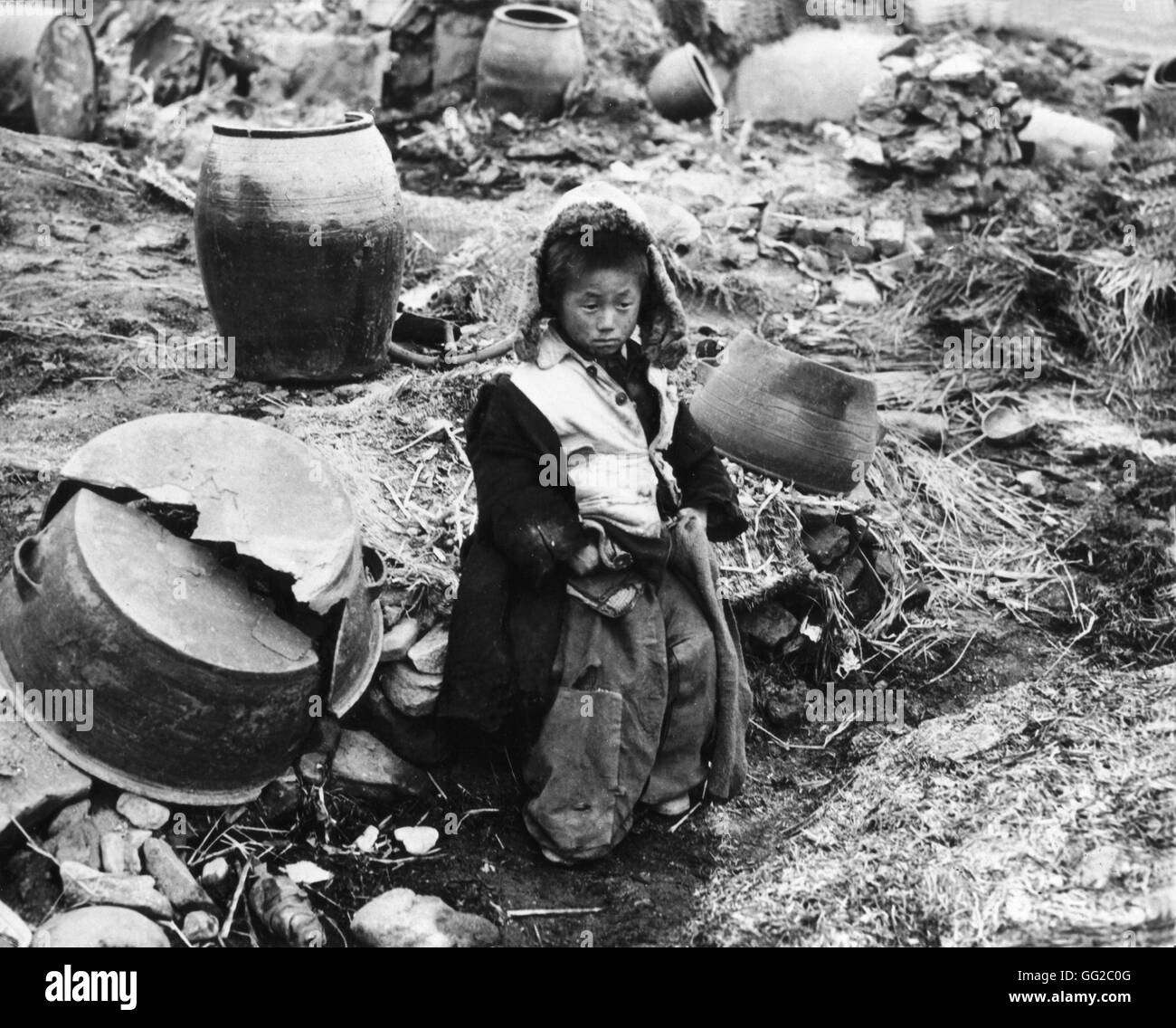 Koreanische Waise (eine unter 100,000 Opfern des Krieges) 1950 - 1953 Koreakrieg National Archives - Washington Stockfoto