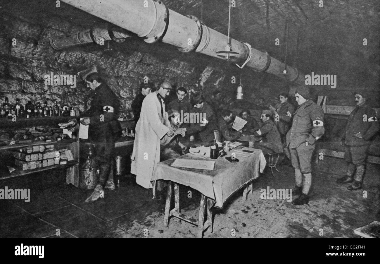 Ersten Weltkrieg 1916. Heiligabend in der ehemaligen deutschen Krankenstation des Fort Douaumontt. Stockfoto