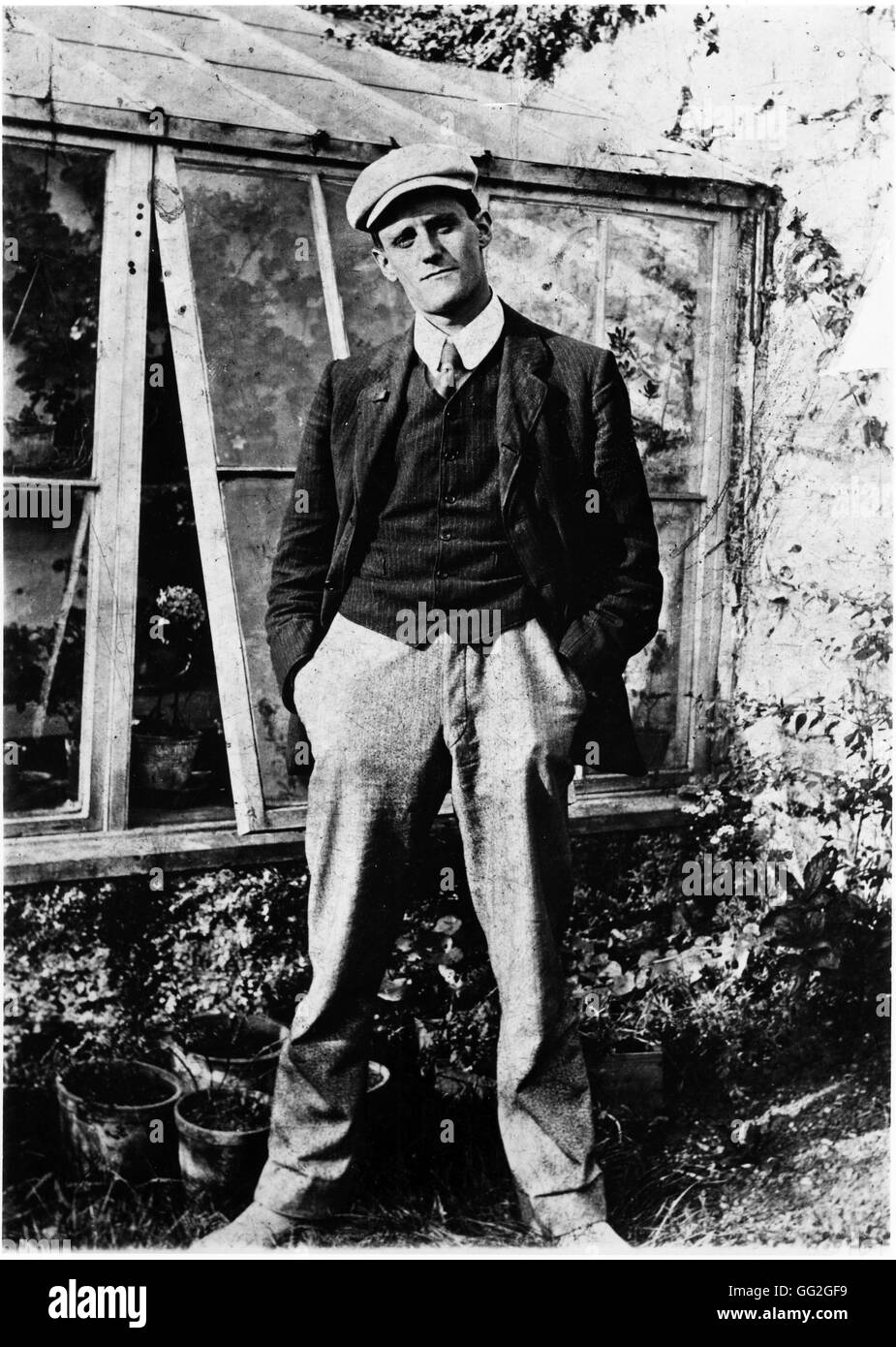 James Joyce um 22 Uhr, fotografiert in Dublin im Jahre 1904 von Freund und Kollegen University College-Student Constantine P. Curran. Stockfoto