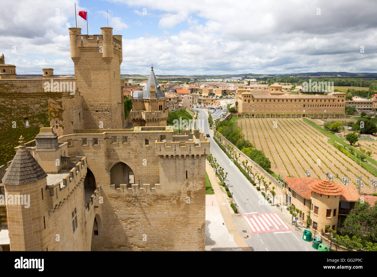 Blick über den mittelalterlichen Dorf von Olite in Navarra, Spanien Stockfoto