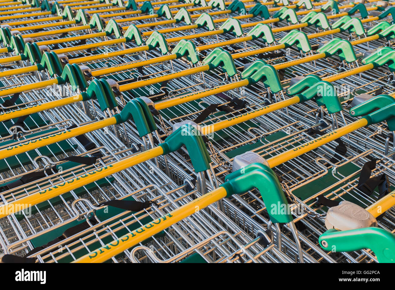 Morrison shopping trolleys Stockfoto