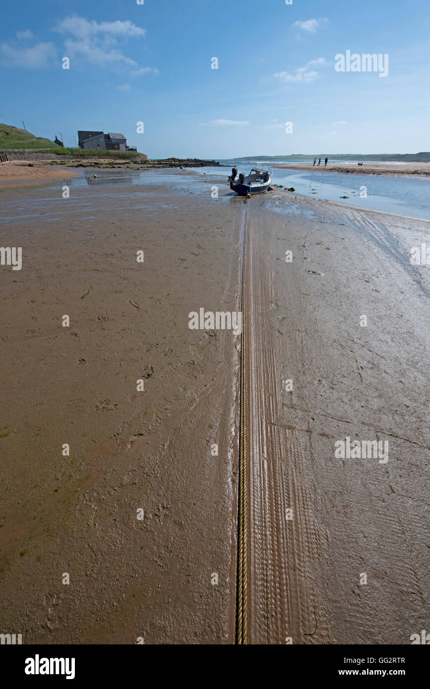 Freizeit-Boot um Cruden Bay an der schottischen Küste 26 Meilen nördlich von Aberdeen, Grampian angebunden. Region. VEREINIGTES KÖNIGREICH.  SCO 11.122. Stockfoto